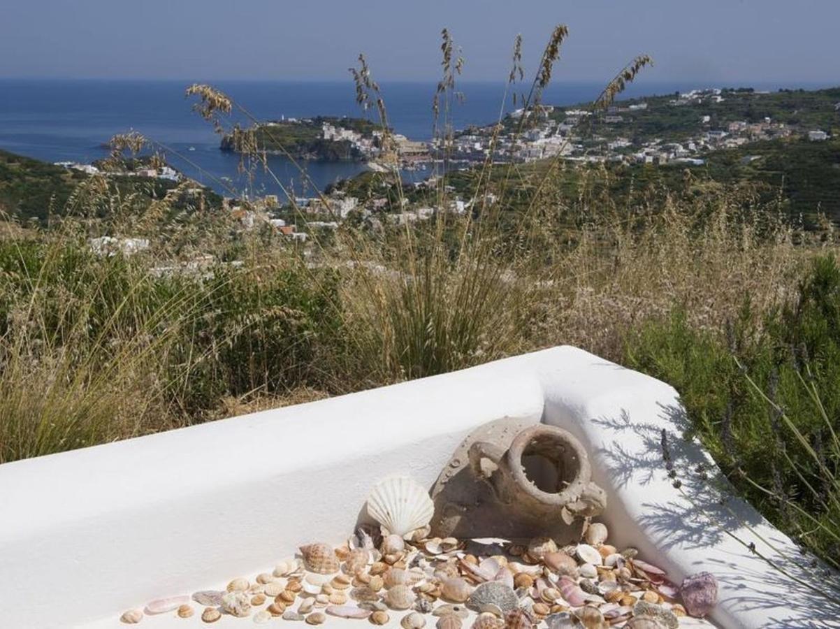 Guest House Villa Il Gabbiano Ponza Exterior photo