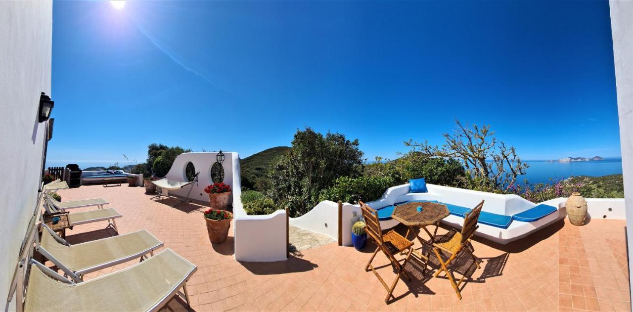 Guest House Villa Il Gabbiano Ponza Exterior photo